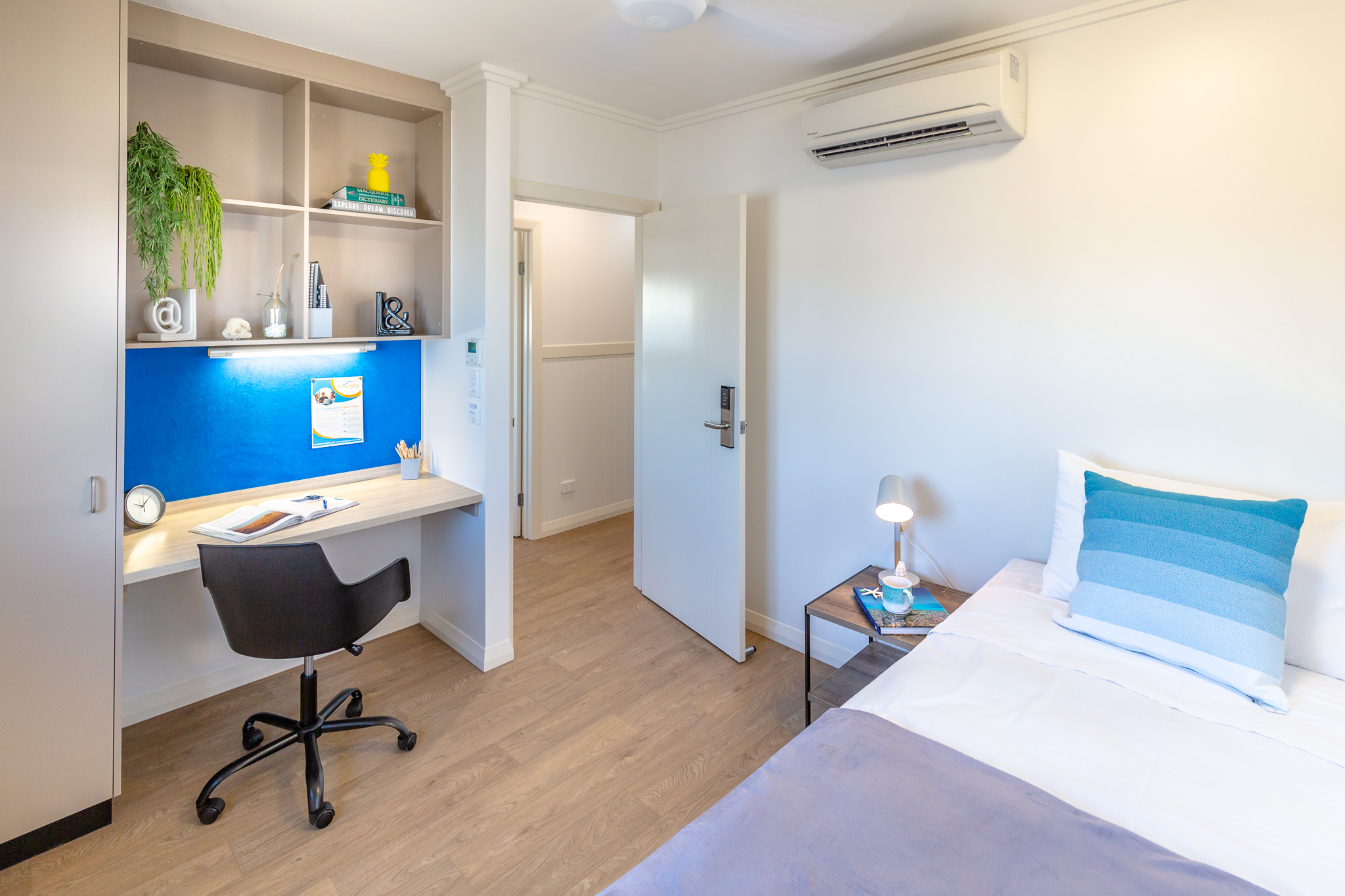 Share Accommodation Cairns University share house student Group - Student Room